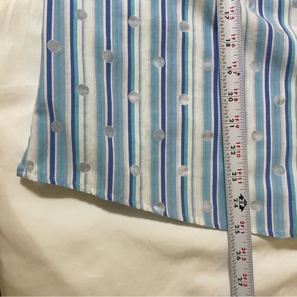Liz Claiborne Blue and White Striped Sleeveless Button Down - Picture 6 of 6